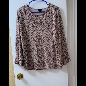 Ann Taylor Cheetah Print Blouse Size L 🐆